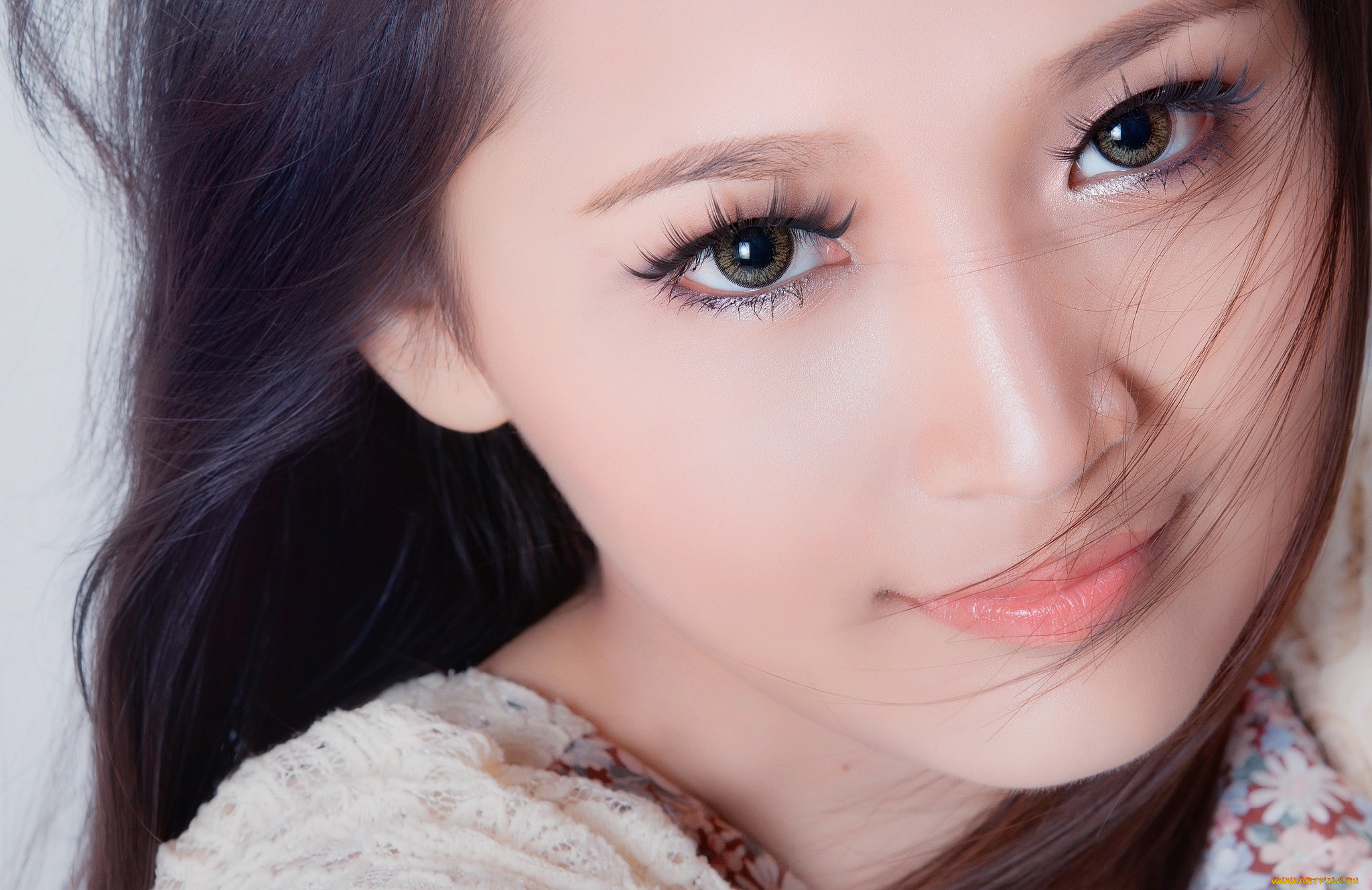 Лицо красивой азиатки. Лицо азиатской девушки. Милые лица девушек. Красивые лица азиаток. Красивые глаза японки.